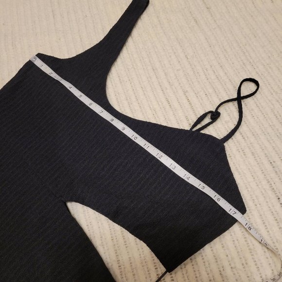 NWOT side cut out mini dress by Sopie Rue - Picture 4 of 7